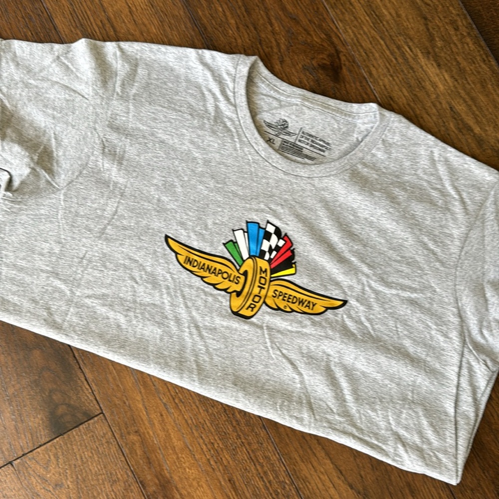 🏎️ NWOT Indy Motor Speedway tee